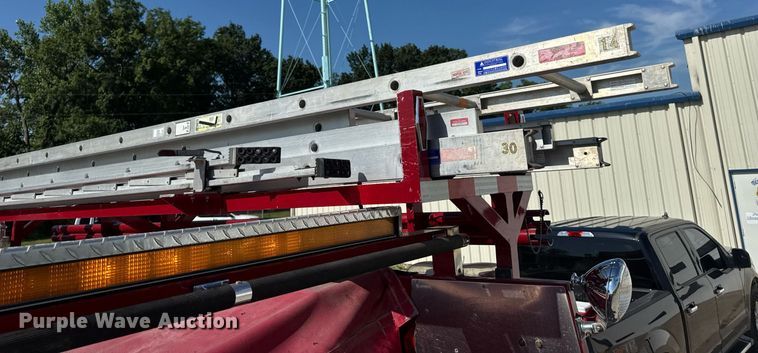 image for item DV4246 1992 Pierce pumper fire truck