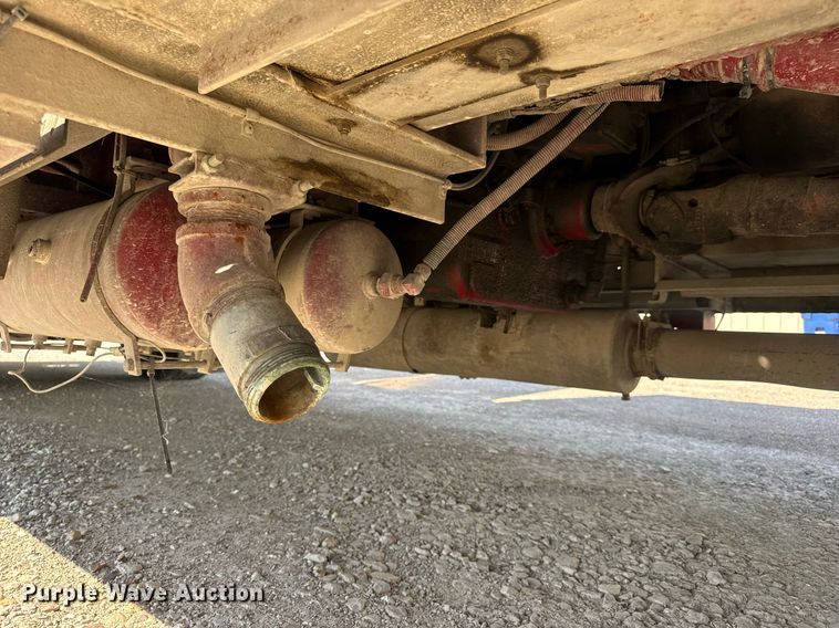 image for item DV4246 1992 Pierce pumper fire truck