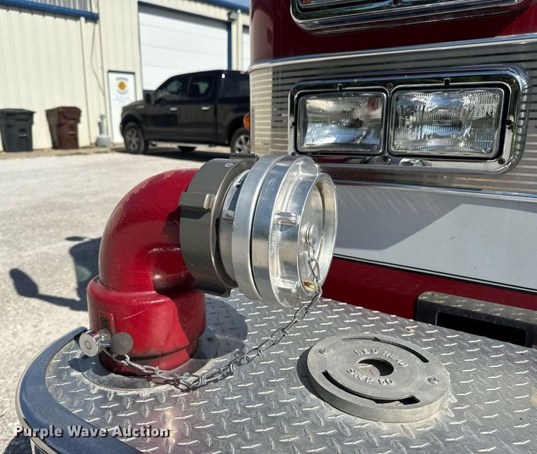 image for item DV4246 1992 Pierce pumper fire truck
