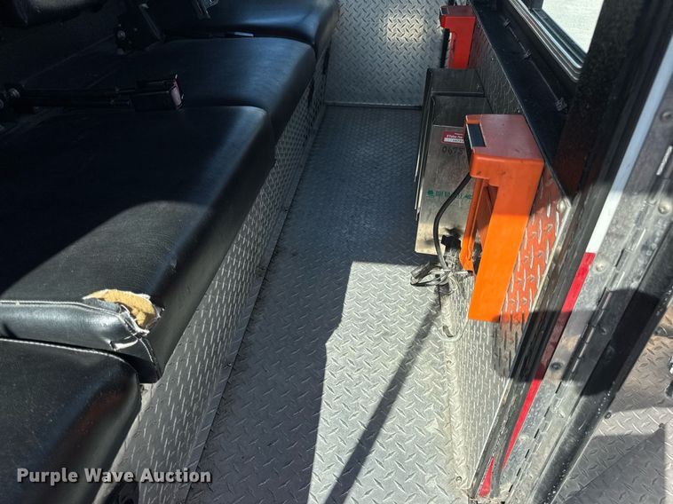 image for item DV4246 1992 Pierce pumper fire truck