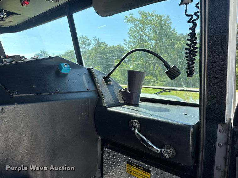 image for item DV4246 1992 Pierce pumper fire truck