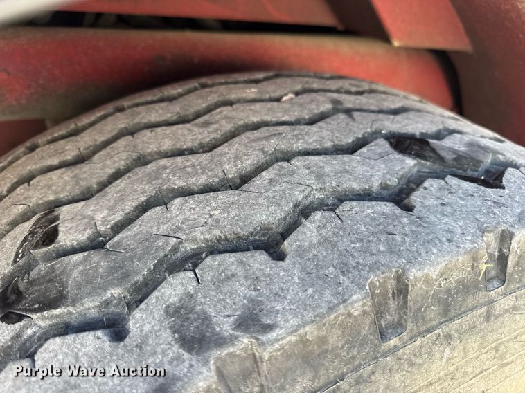 image for item DV4246 1992 Pierce pumper fire truck