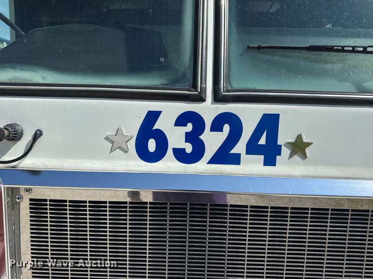 image for item DV4246 1992 Pierce pumper fire truck