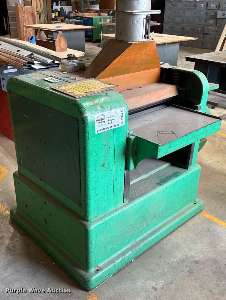 image for item DV4248 Powermatic 225 wood planer