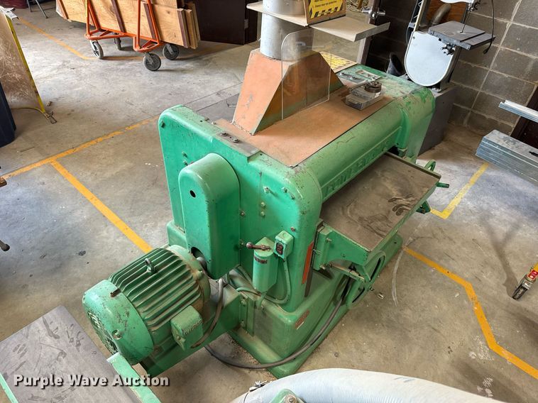 image for item DV4248 Powermatic 225 wood planer