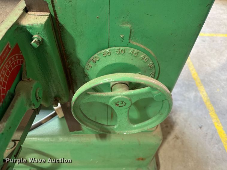 image for item DV4248 Powermatic 225 wood planer