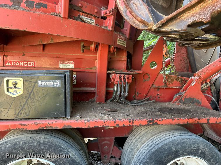 image for item DW7091 Morbark 1200XL tub grinder