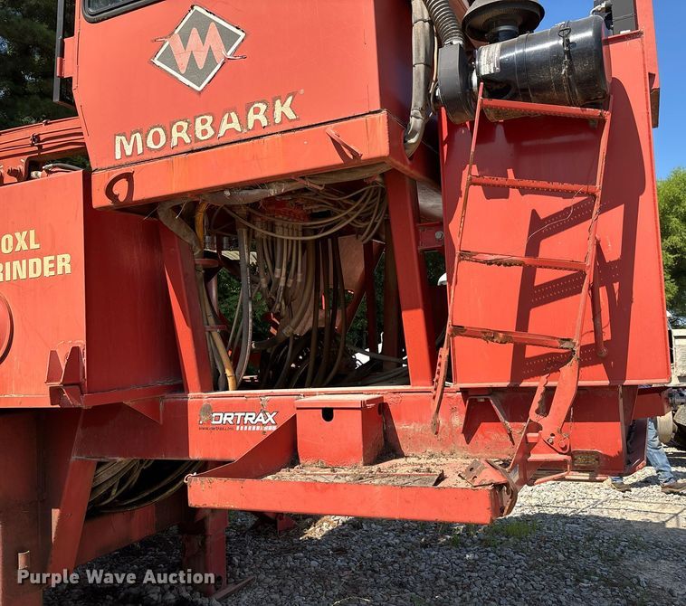 image for item DW7091 Morbark 1200XL tub grinder