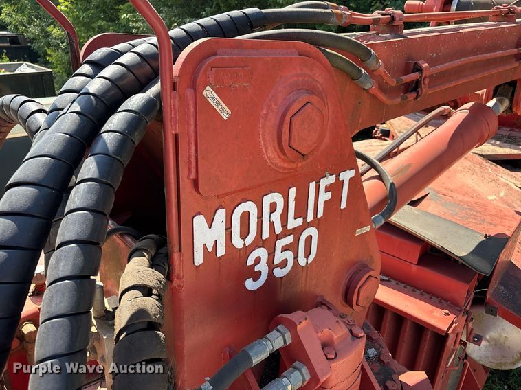 image for item DW7091 Morbark 1200XL tub grinder