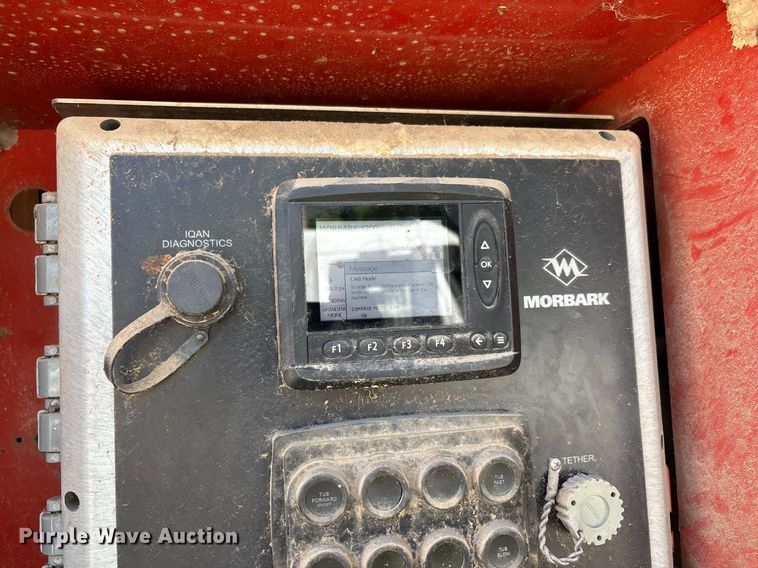 image for item DW7091 Morbark 1200XL tub grinder