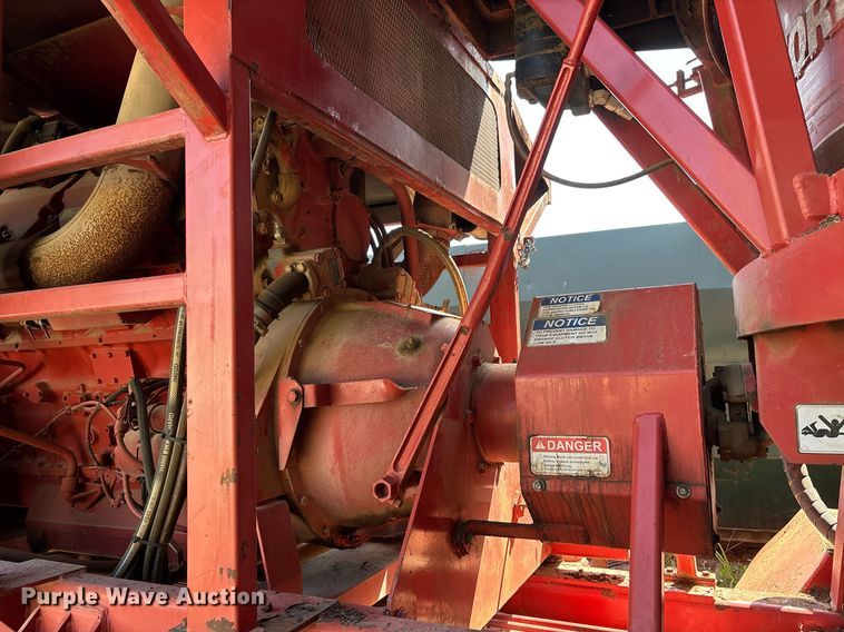 image for item DW7091 Morbark 1200XL tub grinder