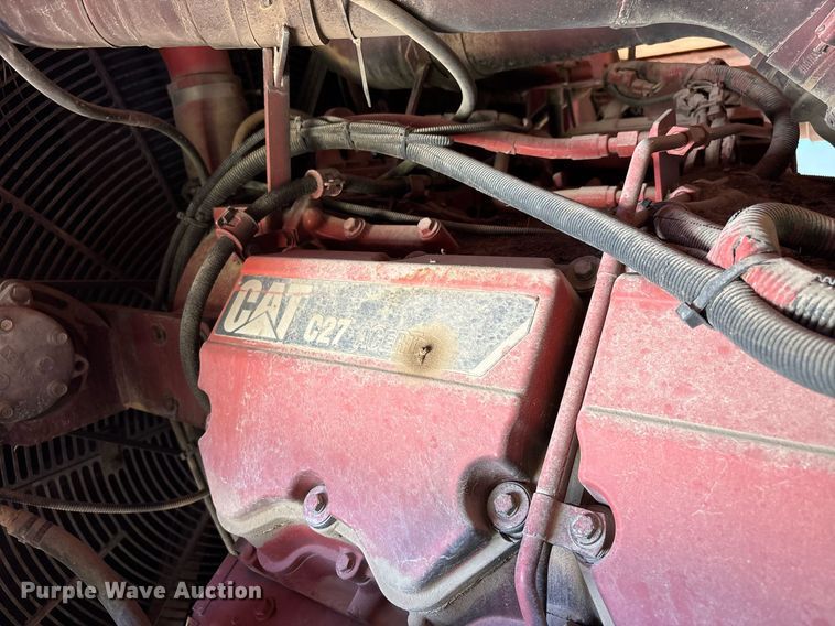 image for item DW7091 Morbark 1200XL tub grinder