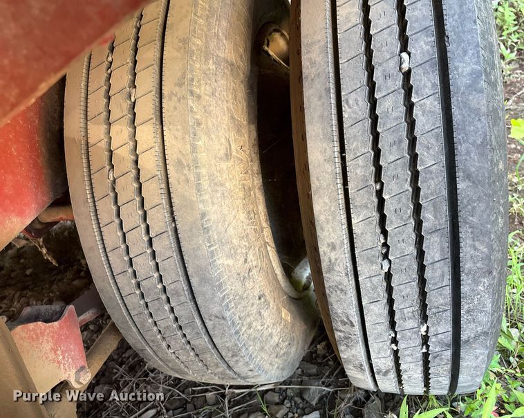 image for item DW7091 Morbark 1200XL tub grinder