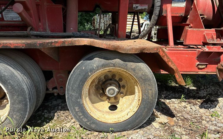 image for item DW7091 Morbark 1200XL tub grinder