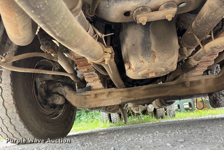 image for item DW7094 1997 Volvo Xpeditor refuse truck