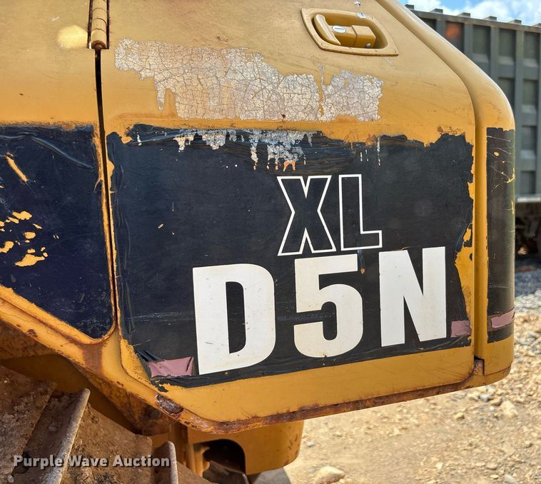 image for item DW7095 2006 Caterpillar D5N XL dozer