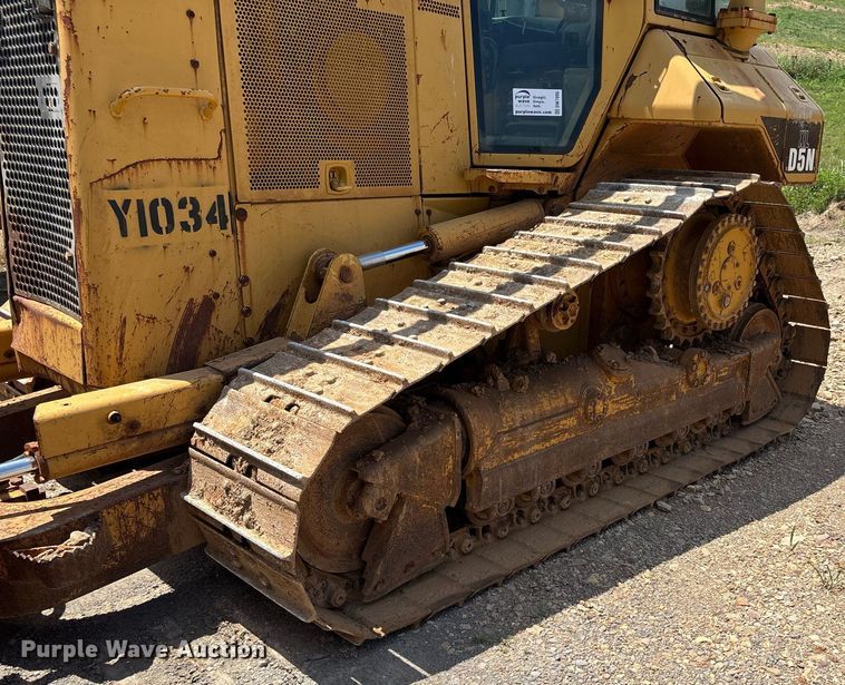 image for item DW7095 2006 Caterpillar D5N XL dozer