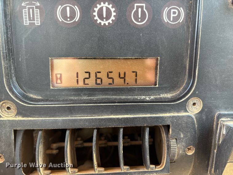 image for item DW7095 2006 Caterpillar D5N XL dozer