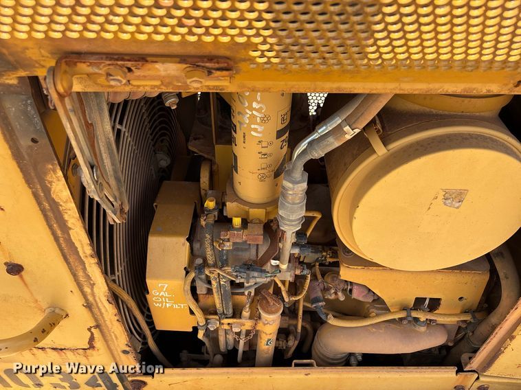 image for item DW7095 2006 Caterpillar D5N XL dozer