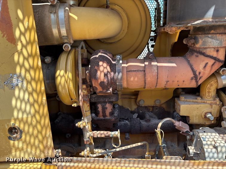 image for item DW7095 2006 Caterpillar D5N XL dozer