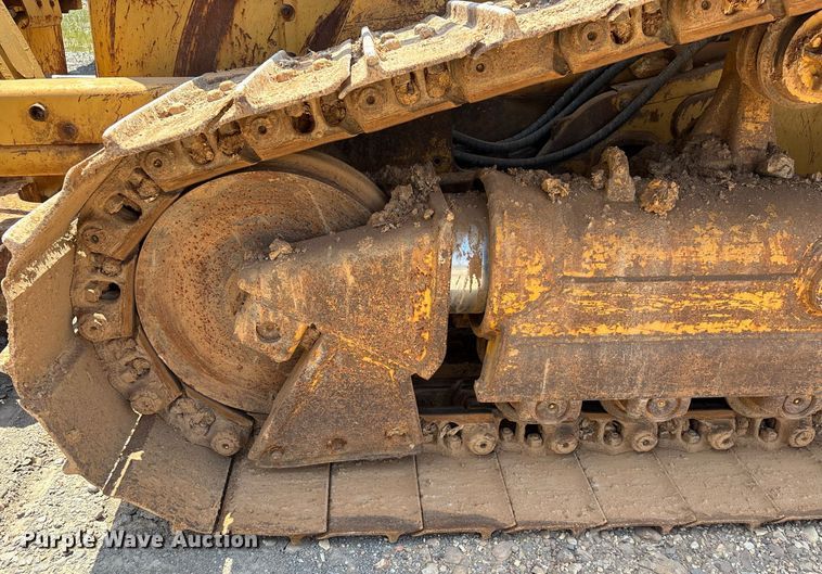 image for item DW7095 2006 Caterpillar D5N XL dozer