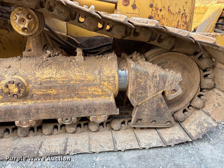 image for item DW7095 2006 Caterpillar D5N XL dozer