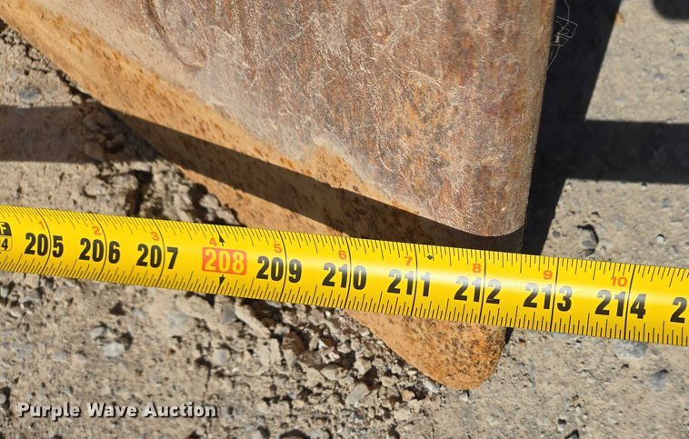 image for item DW7096 2001 Caterpillar 836G landfill compactor