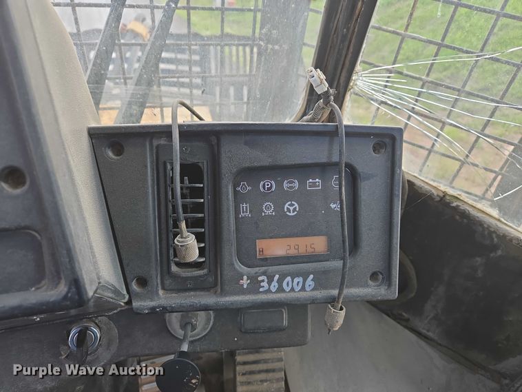 image for item DW7096 2001 Caterpillar 836G landfill compactor