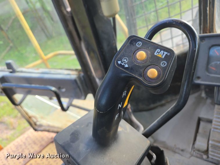 image for item DW7096 2001 Caterpillar 836G landfill compactor