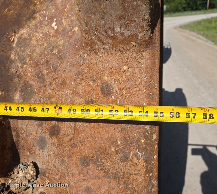 image for item DW7096 2001 Caterpillar 836G landfill compactor