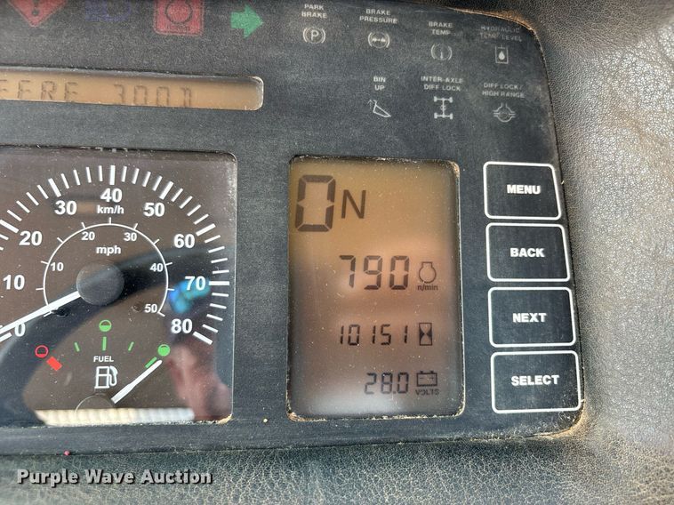 image for item DW7097 2006 John Deere 300D haul truck