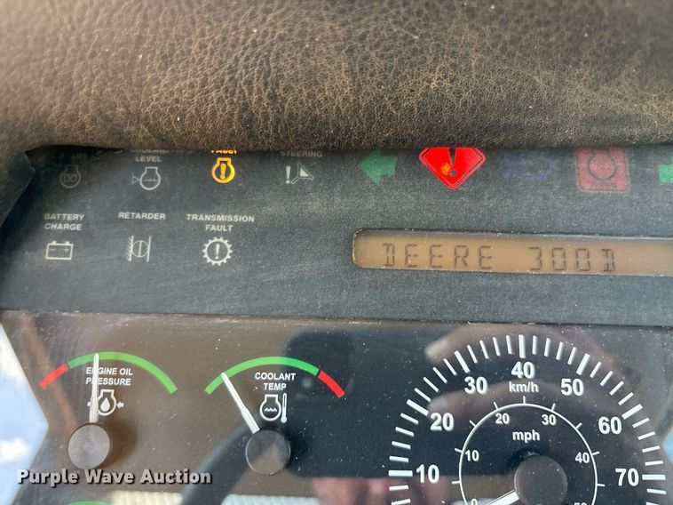 image for item DW7097 2006 John Deere 300D haul truck