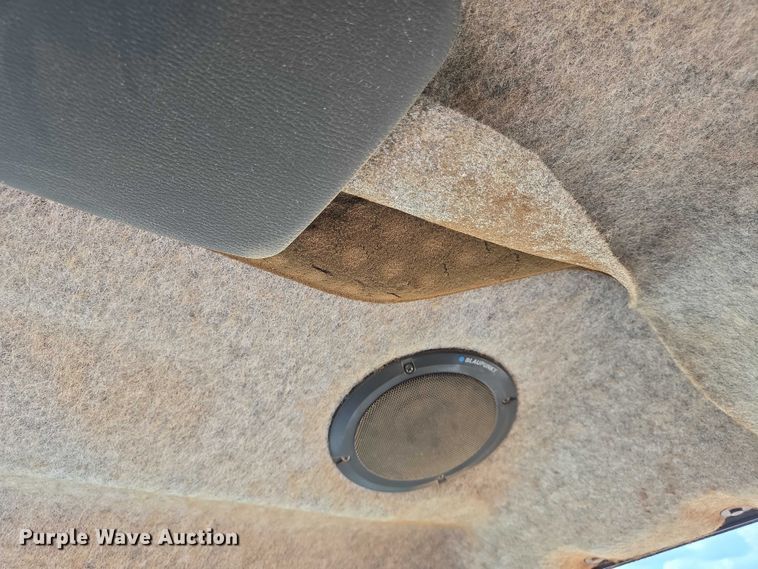 image for item DW7098 2011 John Deere 250D Series II haul truck