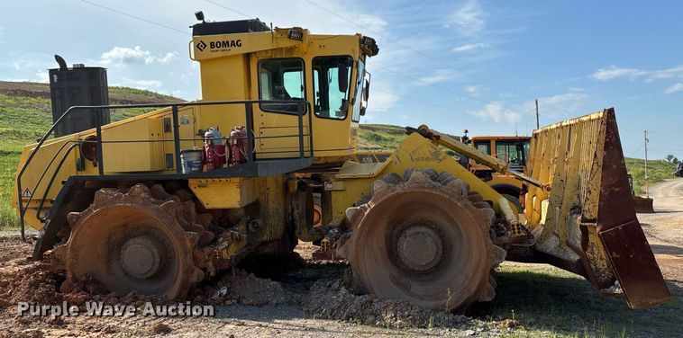image for item DW7099 2012 Bomag BC1172RB3 landfill compactor