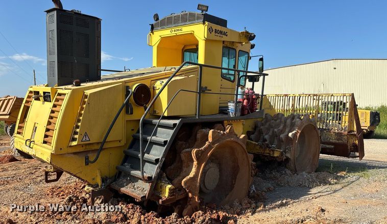 image for item DW7099 2012 Bomag BC1172RB3 landfill compactor