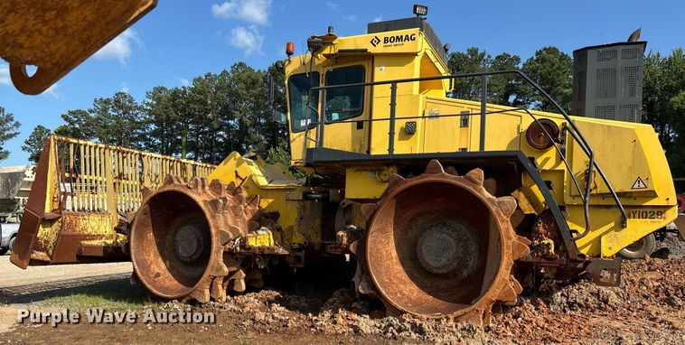 image for item DW7099 2012 Bomag BC1172RB3 landfill compactor