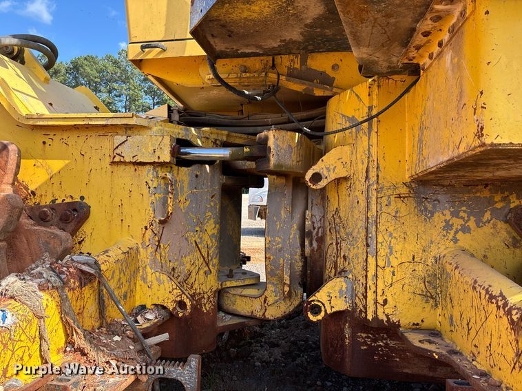 image for item DW7099 2012 Bomag BC1172RB3 landfill compactor