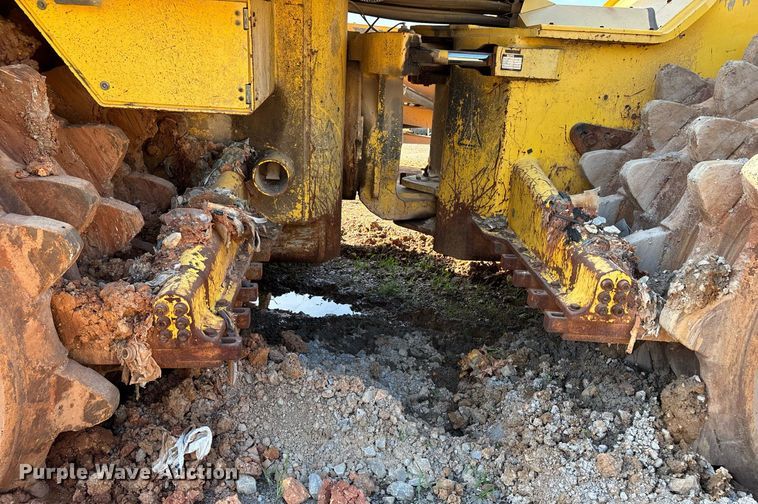 image for item DW7099 2012 Bomag BC1172RB3 landfill compactor