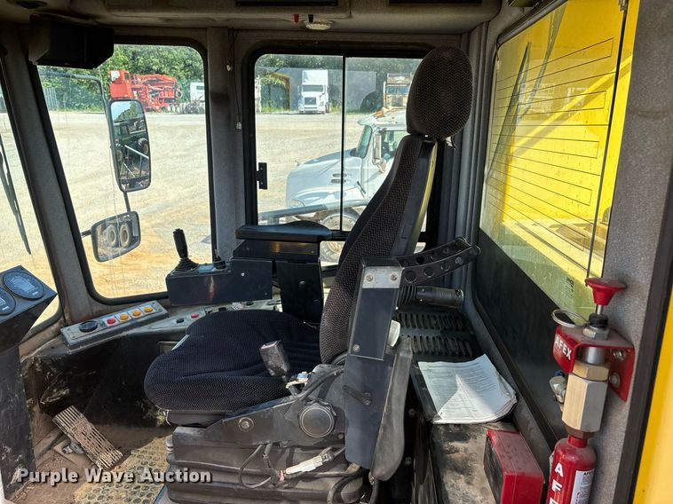 image for item DW7099 2012 Bomag BC1172RB3 landfill compactor