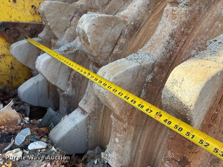 image for item DW7099 2012 Bomag BC1172RB3 landfill compactor