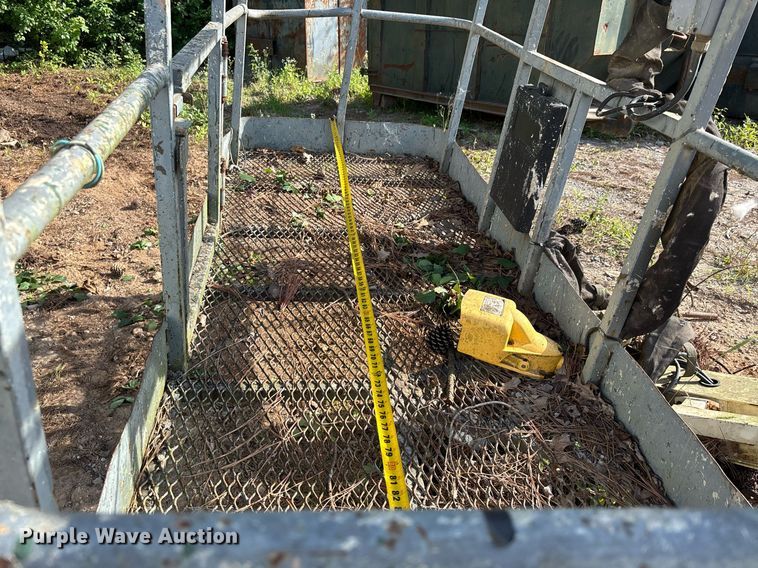 image for item DW7100 1998 Terex TB44 boom lift