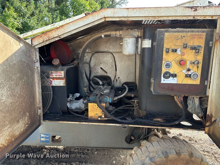 image for item DW7100 1998 Terex TB44 boom lift