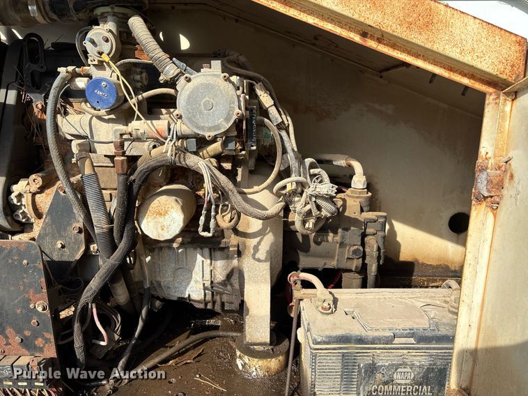 image for item DW7100 1998 Terex TB44 boom lift