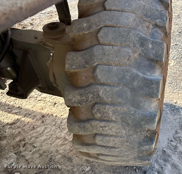 image for item DW7100 1998 Terex TB44 boom lift