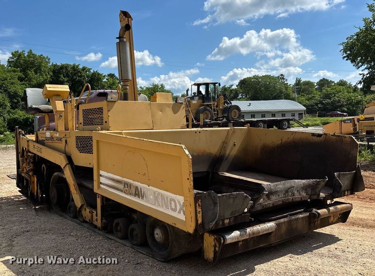 image for item DW7119 1999 Blaw-Knox PF-5510 paver