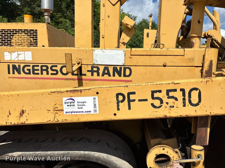 image for item DW7119 1999 Blaw-Knox PF-5510 paver