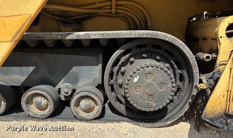 image for item DW7119 1999 Blaw-Knox PF-5510 paver