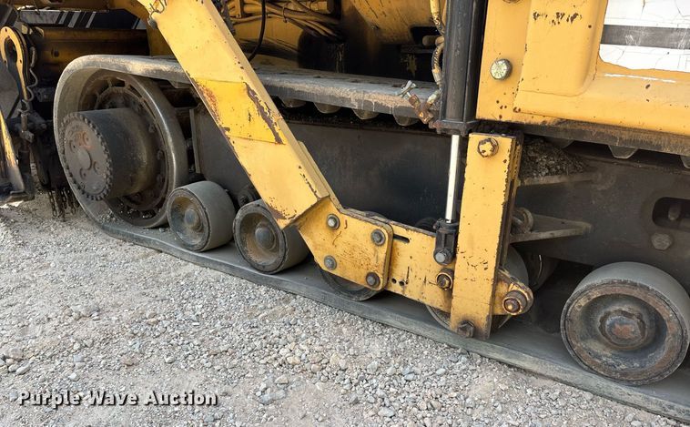 image for item DW7119 1999 Blaw-Knox PF-5510 paver