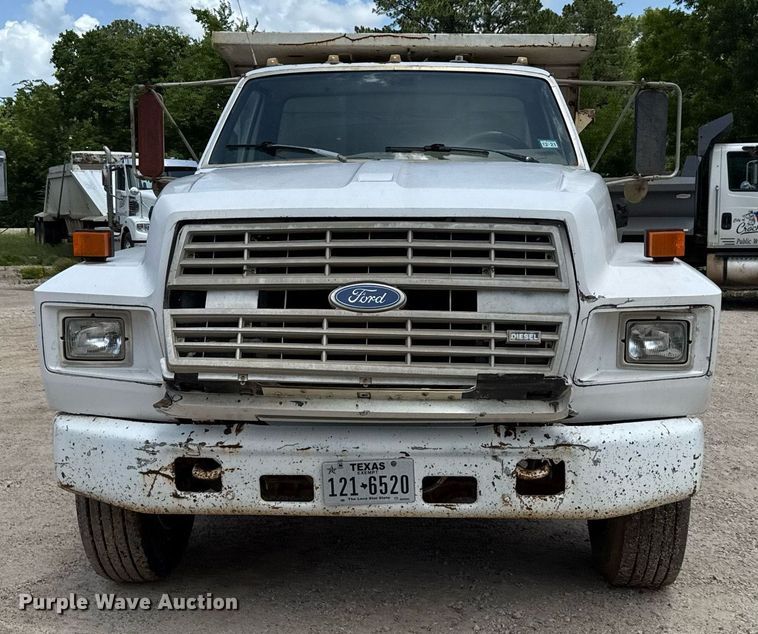 image for item DX5534 1991 Ford F800F dump truck