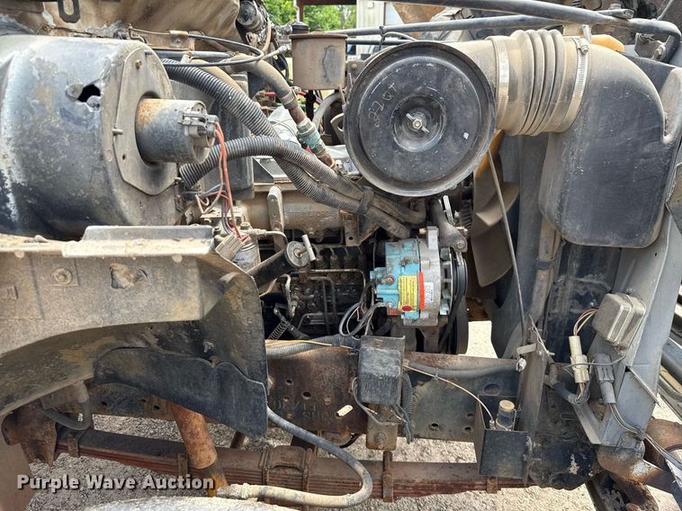 image for item DX5534 1991 Ford F800F dump truck